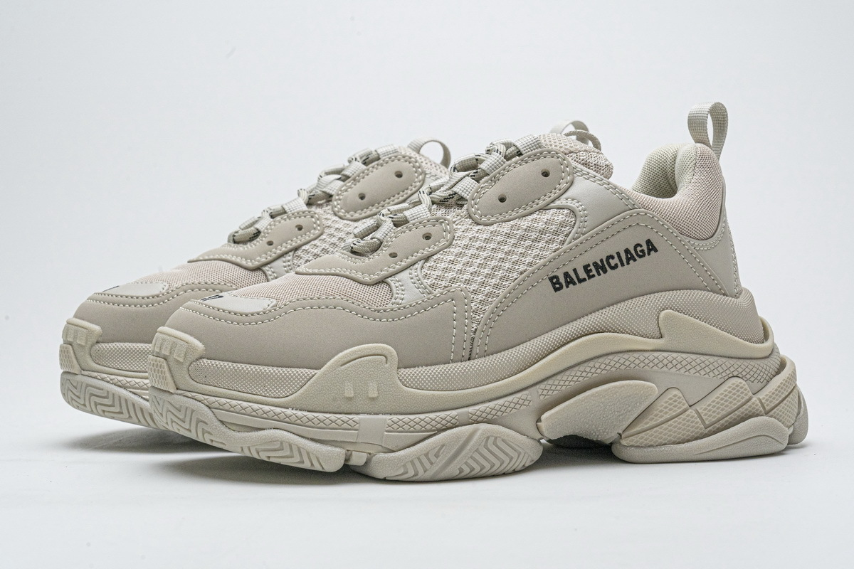 Balenciaga Triple S Rice Ash